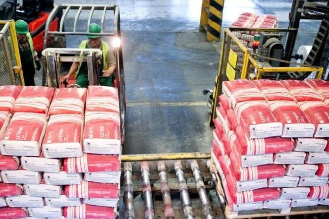 Ile kosztuje metr cementu? Sprawdź ceny i rodzaje cementu w Polsce Ile kosztuje metr cementu? Sprawdź ceny i rodzaje cementu w Polsce
